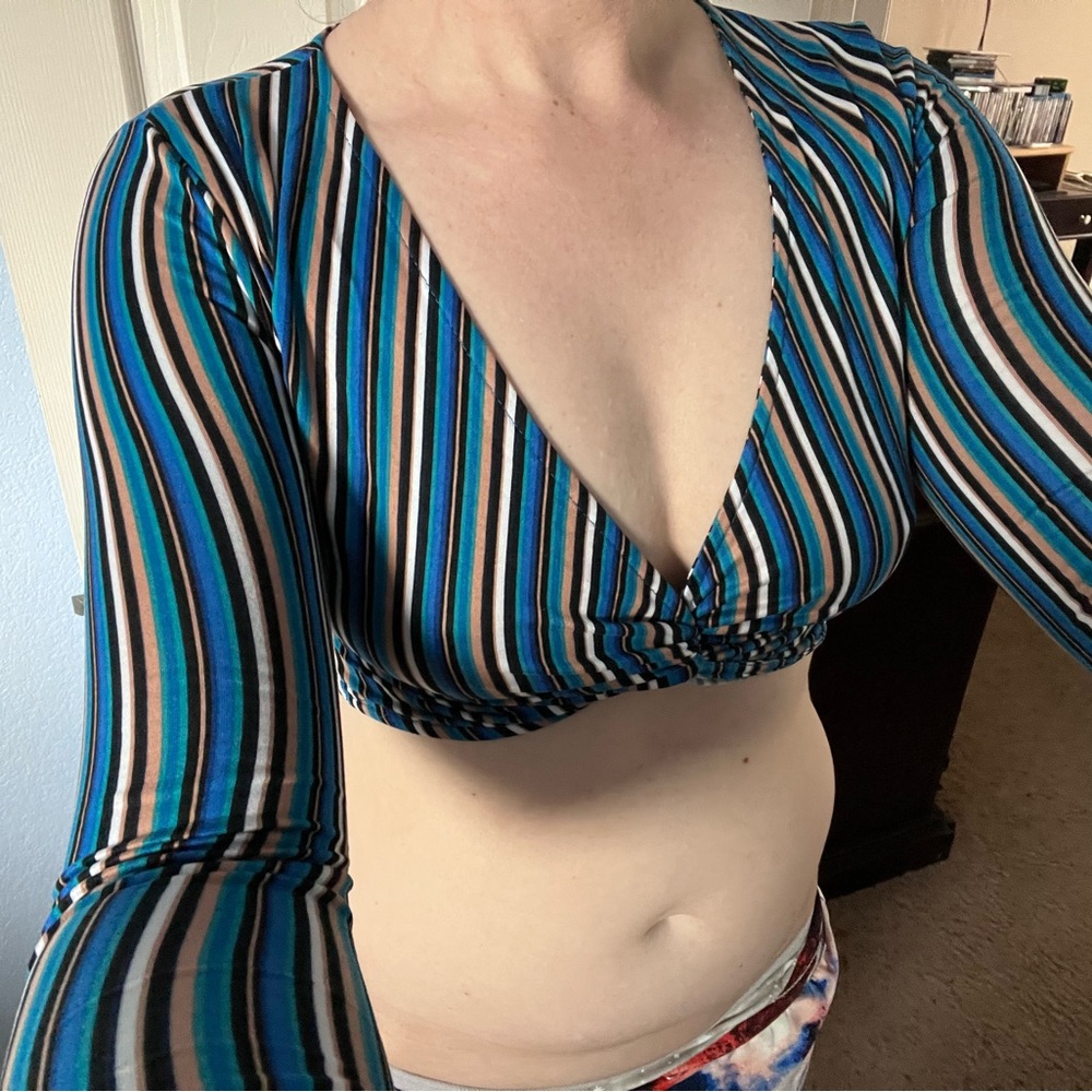 Fitted Blue and Black stripe Long Sleeve Crop Top size M By Love University